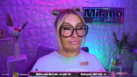 TamaraMilano online show from July 14, 8:19 am