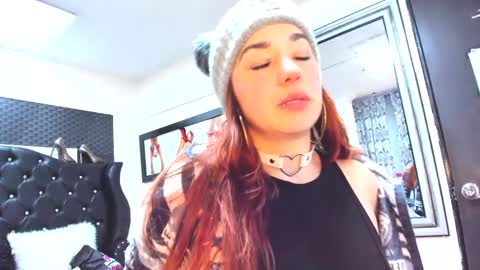 Snapshot of tammyparker_ chatting on December 22, 4:06 am Tammara online show from December 22, 4:06 am
