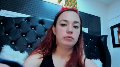 Snapshot of tammyparker_ chatting on December 5, 4:42 am Tammara online show from December 5, 4:42 am
