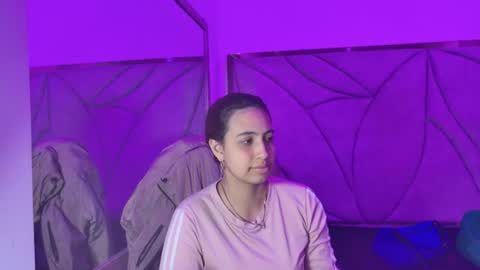 Tammy online show from November 18, 3:40 am