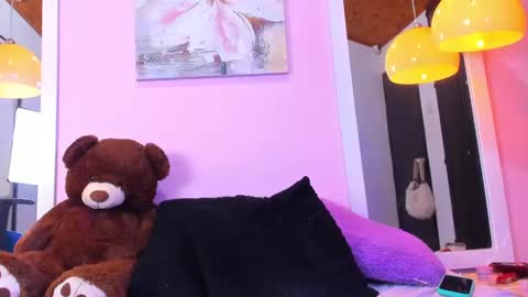 Snapshot of tammyytaylor chatting on February 27, 9:47 pm TammyTaylor online show from February 27, 9:47 pm