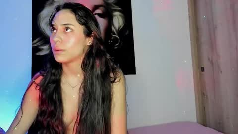Snapshot of tania06 chatting on October 18, 2:20 pm tania06 online show from October 18, 2:20 pm