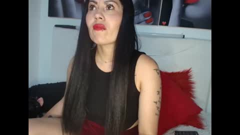 tania online show from February 12, 8:54 pm