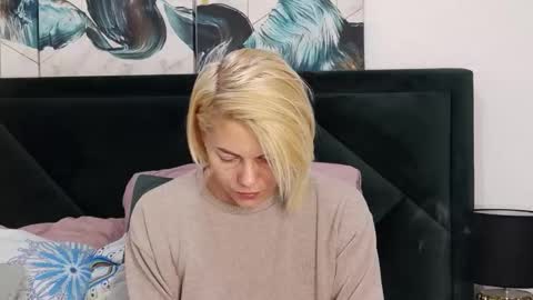 tanyaGrey online show from February 11, 6:59 am