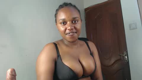 tania online show from November 3, 10:14 pm