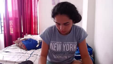 Angeline  Follow  online show from December 9, 7:39 pm