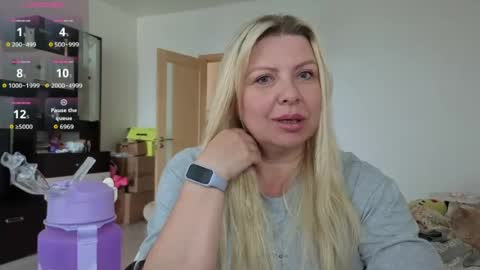 Tasha  Moon online show from June 16, 1:12 pm