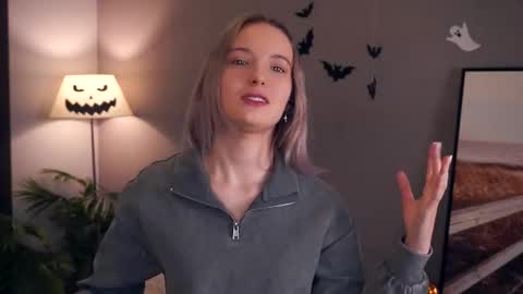 Your Ressie online show from November 17, 7:31 am