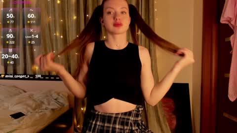 Annie online show from January 7, 2:08 pm