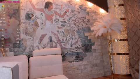 Annie online show from December 2, 5:13 pm