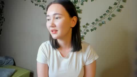 Annie online show from February 8, 3:52 am