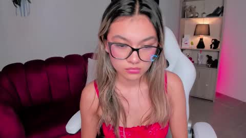 tatiana_mendoza online show from November 24, 2:52 pm