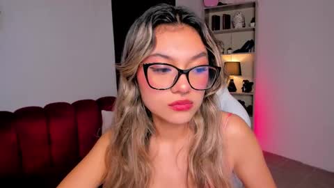tatiana_mendoza online show from November 4, 1:16 pm