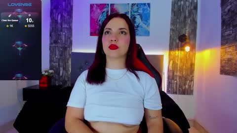 Snapshot of tatiana_sc chatting on February 25, 1:53 pm Tatiana SC online show from February 25, 1:53 pm