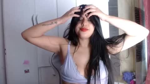 tatianaez22 online show from December 14, 5:02 am