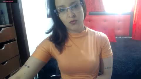 Snapshot of tatianamaturee chatting on December 13, 3:43 pm tatiana online show from December 13, 3:43 pm