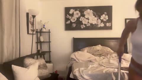 Tatianna Marie online show from September 26, 5:05 am