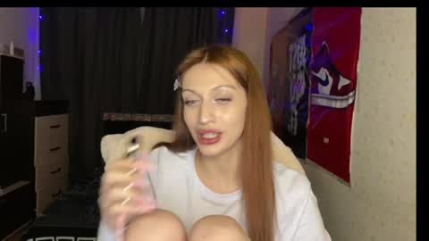 tatika_williams online show from April 18, 8:09 pm