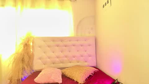 tatix online show from February 28, 1:21 pm