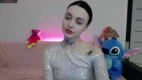Snapshot of tayaavis chatting on March 3, 2:42 pm Taya online show from March 3, 2:42 pm