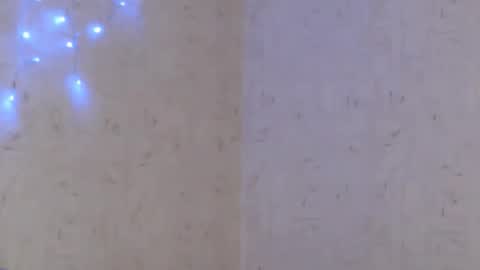 Taya online show from April 9, 8:25 pm