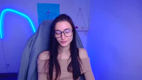 Taya online show from January 15, 6:52 am