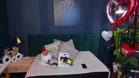 Taylor Bennet online show from February 19, 12:11 pm