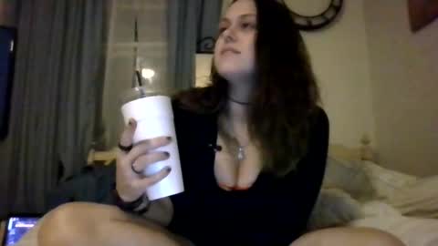 Snapshot of taylorriot chatting on October 8, 2:49 am Taylor Riot online show from October 8, 2:49 am
