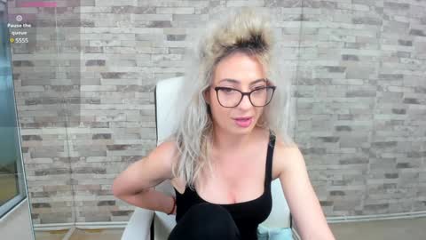 Cherry online show from February 7, 4:03 pm