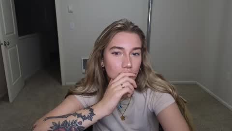 Katy online show from October 5, 2:27 am