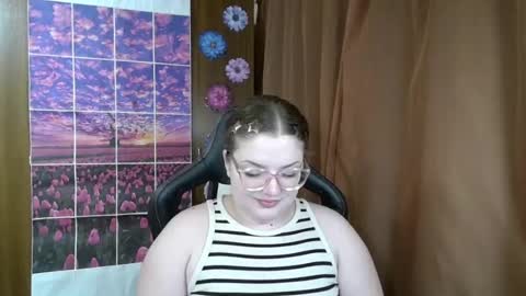 Teasing Dora online show from July 22, 12:33 am