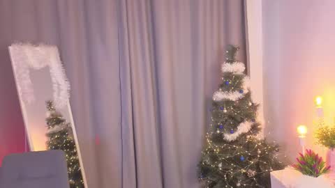 all me precious   online show from December 23, 5:11 am