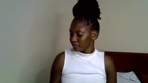 Nicole online show from April 19, 1:38 am