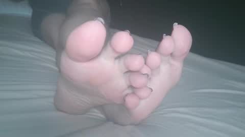 Viv West online show from February 4, 4:59 am