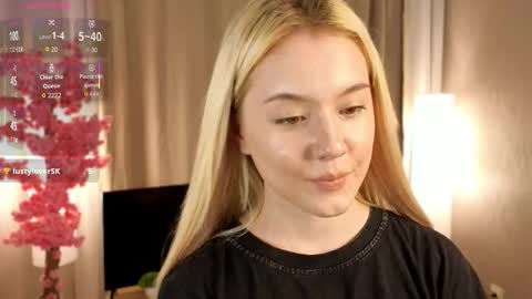 Snapshot of tellasky chatting on October 4, 4:11 pm Sofia online show from October 4, 4:11 pm