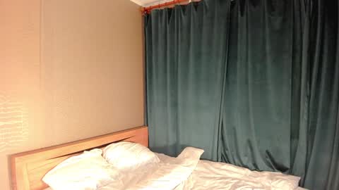 Snapshot of tempt_for_you chatting on February 2, 12:57 pm Megan online show from February 2, 12:57 pm