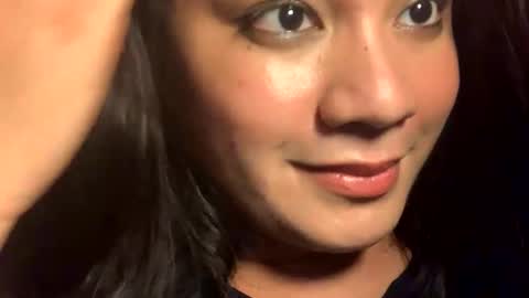 Snapshot of temptation_happiness chatting on February 26, 4:52 am Just call me Tiara online show from February 26, 4:52 am