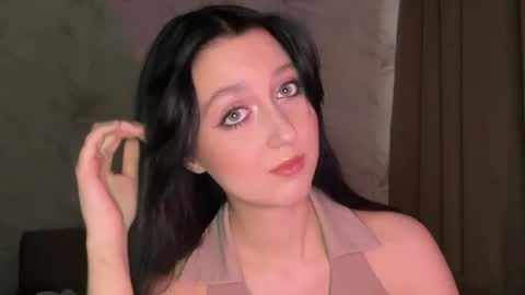 temptingvision online show from April 17, 9:44 am