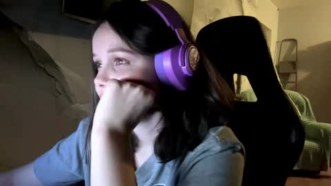 Mia or just MI online show from June 4, 7:51 pm