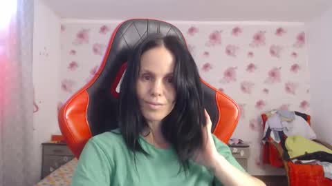 Snapshot of teresalovex chatting on October 12, 1:13 pm teresalovex online show from October 12, 1:13 pm