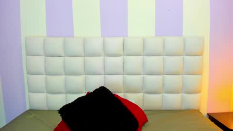 Snapshot of teresasroom_ chatting on December 26, 4:04 pm Teresa online show from December 26, 4:04 pm