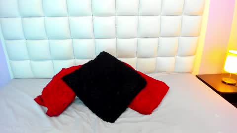 Snapshot of teresasroom_ chatting on February 11, 12:47 pm Teresa online show from February 11, 12:47 pm