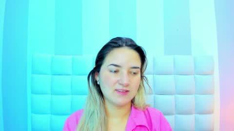 Snapshot of teresasroom_ chatting on February 17, 1:11 pm Teresa online show from February 17, 1:11 pm