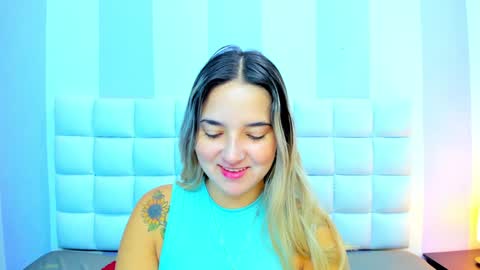 Snapshot of teresasroom_ chatting on December 20, 1:00 pm Teresa online show from December 20, 1:00 pm