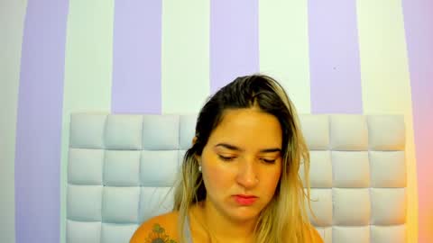 Snapshot of teresasroom_ chatting on January 17, 12:21 pm Teresa online show from January 17, 12:21 pm