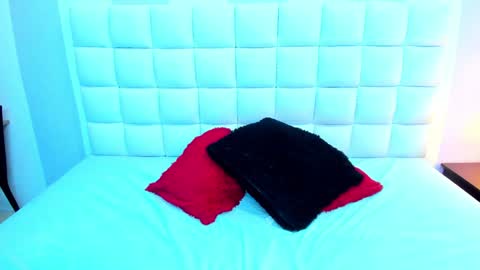 Snapshot of teresasroom_ chatting on January 20, 2:57 pm Teresa online show from January 20, 2:57 pm