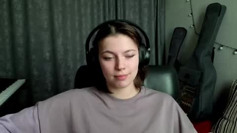 Anny Simpson online show from March 20, 7:02 am