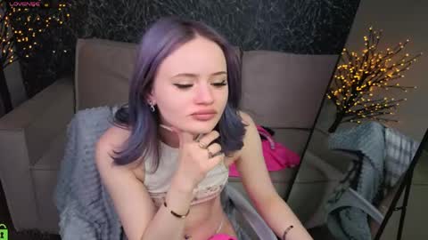 Tessa online show from May 4, 9:35 am