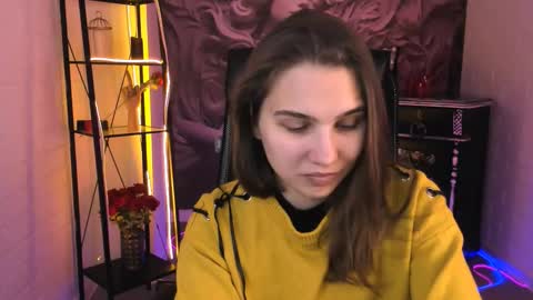 Tessa online show from October 2, 6:07 am