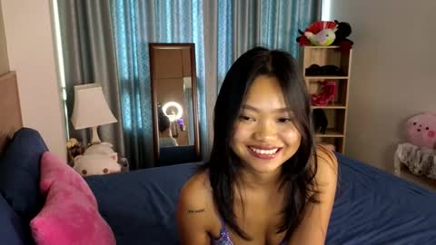 AbbieThai  online show from November 8, 9:36 am